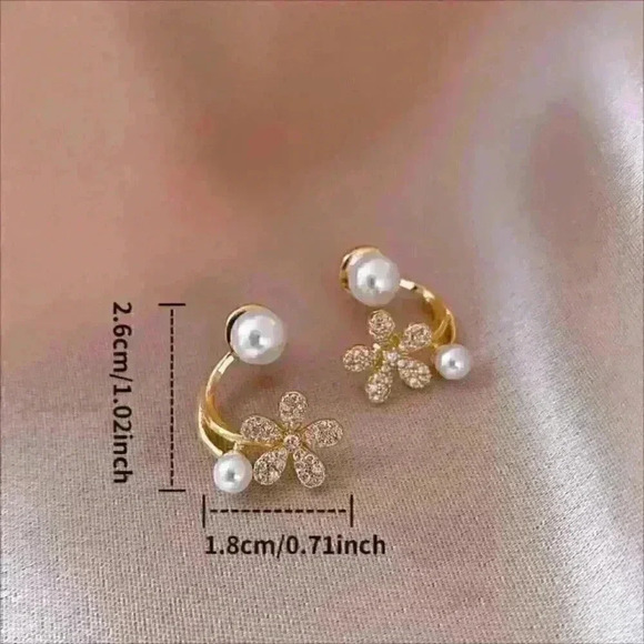 Tassel Flower Stud Earrings - Picture 3 of 3